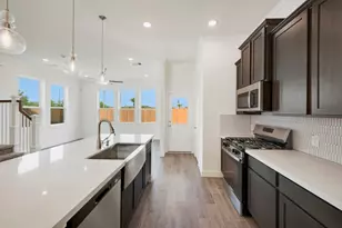 11407 Lucky Fls Dr, Houston, TX 77047 - Photo 6