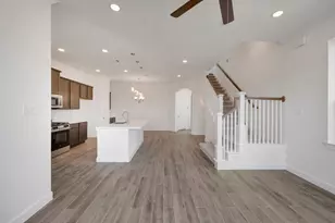 11407 Lucky Fls Dr, Houston, TX 77047 - Photo 10