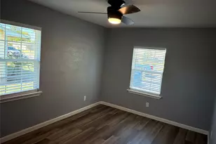 2929 8th Ave N, Texas City, TX 77590 - Photo 16