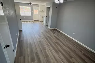 2929 8th Ave N, Texas City, TX 77590 - Photo 10