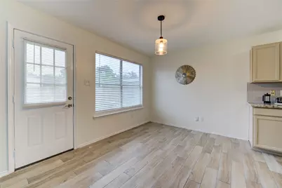 9926 Myrtle Field Lane, Houston, TX 77044 - Photo 8
