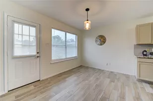 9926 Myrtle Field Ln, Houston, TX 77044 - Photo 8