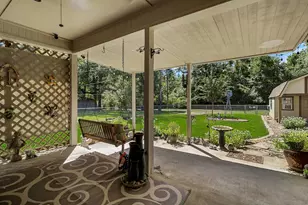 415 Northwood Dr, Conroe, TX 77303 - Photo 18