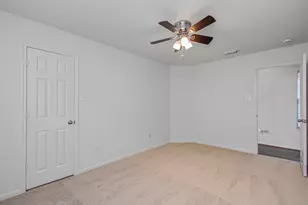 10918 Tobar Falls Cir, Houston, TX 77064 - Photo 34