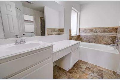 10918 Tobar Falls Circle, Houston, TX 77064 - Photo 16