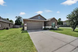 23715 Springwolf Dr, Spring, TX 77373 - Photo 2