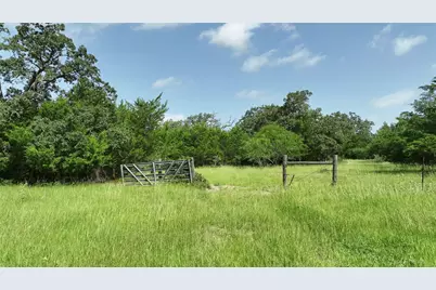 833 E Sh 159, Fayetteville, TX 78940 - Photo 14