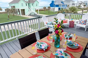 18306 E De Vaca, Galveston, TX 77554 - Photo 16