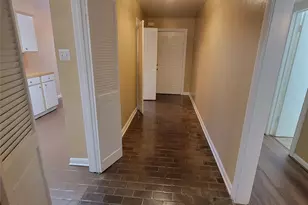 5212 Arboles Dr, Houston, TX 77035 - Photo 4