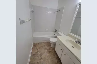 5212 Arboles Drive #B, Houston, TX 77035 - Photo 20