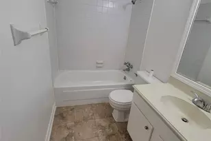 5212 Arboles Dr, Houston, TX 77035 - Photo 20