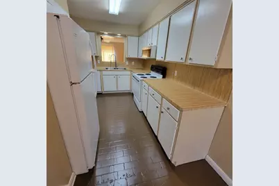 5212 Arboles Drive #B, Houston, TX 77035 - Photo 8