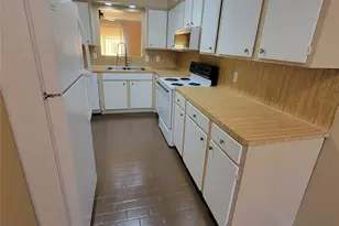 5212 Arboles Dr, Houston, TX 77035 - Photo 8