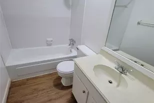 5212 Arboles Dr, Houston, TX 77035 - Photo 14