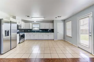 22919 Twisting Maple Ct, Spring, TX 77373 - Photo 20