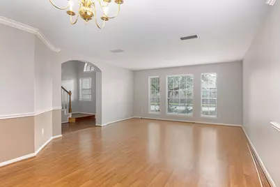 3603 SW Beacon Hill Drive, Pearland, TX 77584 - Photo 4