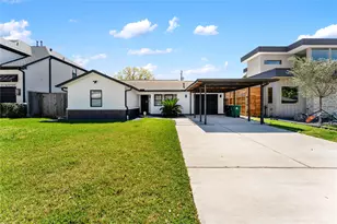 6623 Housman St, Houston, TX 77055 - Photo 2