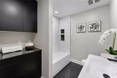 6623 Housman Street, Houston, TX 77055 - Photo 32