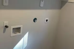 8218 Parker Rd, Houston, TX 77078 - Photo 14