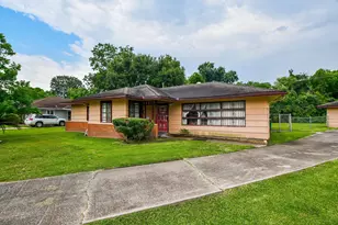 5522 Nassau Rd, Houston, TX 77021 - Photo 1