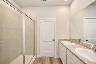 3939 Accolade Xing, Brookshire, TX 77423 - Photo 14