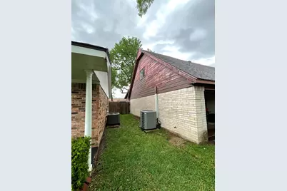 8818 Mobud Drive, Houston, TX 77036 - Photo 46