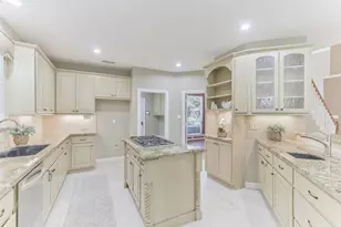 8210 Malardcrest Dr, Humble, TX 77346 - Photo 10