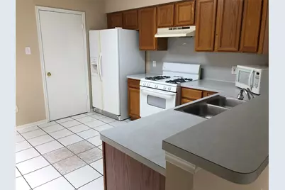 10330 Timberloch Drive, Houston, TX 77070 - Photo 4
