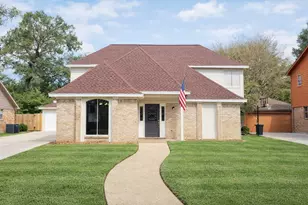5715 Kiowa Timbers Dr, Humble, TX 77346 - Photo 1