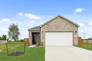 480 Long Br Dr, Dayton, TX 77535 - Photo 1