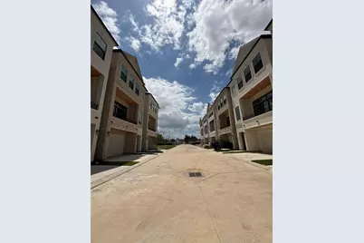 7610 Janak Spring Street, Houston, TX 77055 - Photo 2