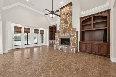 38 S Almondell Way, The Woodlands, TX 77354 - Photo 4