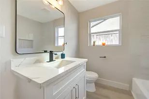 3221 Durhill St, Houston, TX 77025 - Photo 24