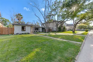 3221 Durhill St, Houston, TX 77025 - Photo 4