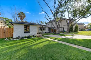 3221 Durhill St, Houston, TX 77025 - Photo 1