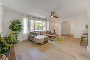 3221 Durhill St, Houston, TX 77025 - Photo 6