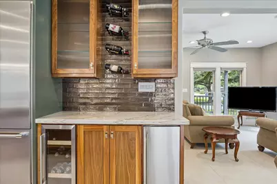 4344 Clay Street, Houston, TX 77023 - Photo 8