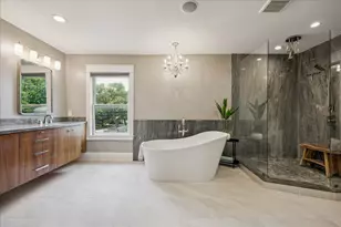 4344 Clay St, Houston, TX 77023 - Photo 16