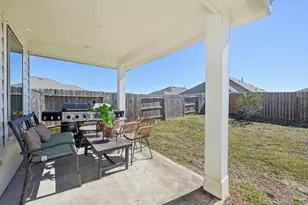 1217 Filly Crk Dr, Alvin, TX 77511 - Photo 34