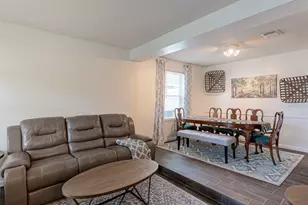 12123 Monticeto Ln, Meadows Place, TX 77477 - Photo 4