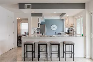 12123 Monticeto Ln, Meadows Place, TX 77477 - Photo 8