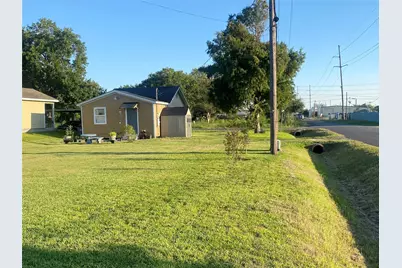 3440 Texas Avenue, Texas City, TX 77590 - Photo 10