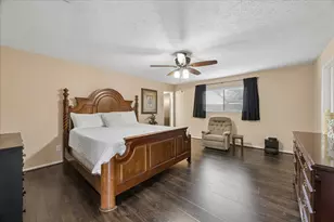 10715 Sageglow Dr, Houston, TX 77089 - Photo 16