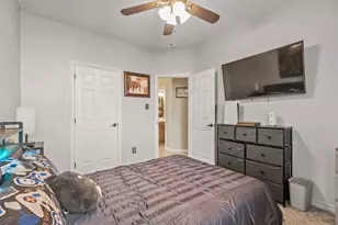 1910 Highland Point Ct, Pearland, TX 77581 - Photo 32