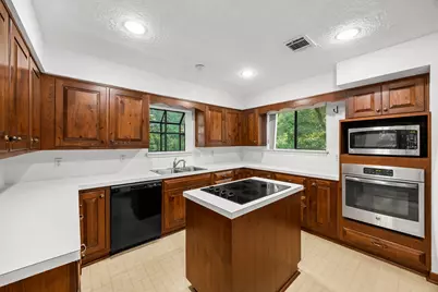 50 Lazy Lane, The Woodlands, TX 77380 - Photo 12