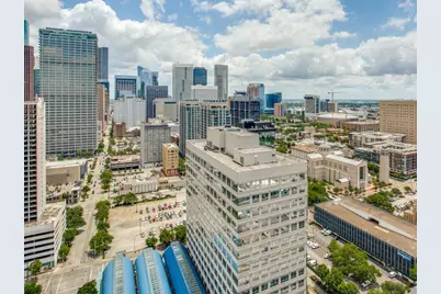 2016 Main Street #1203, Houston, TX 77002 - Photo 14