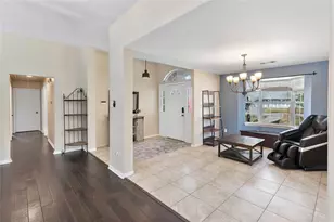 310 Cherry Valley Dr, Houston, TX 77336 - Photo 20