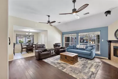 310 Cherry Valley Drive, Houston, TX 77336 - Photo 8