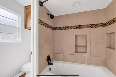 19510 Alinawood Drive, Humble, TX 77346 - Photo 16