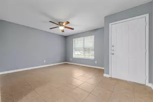 1204 Crescent Blvd, Cleveland, TX 77327 - Photo 6